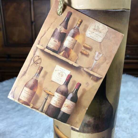 Tri-coastal Design Vintage Wine & Wine Labels Wine Tube w/ Lid & Gift Tag - Picture 8 of 16